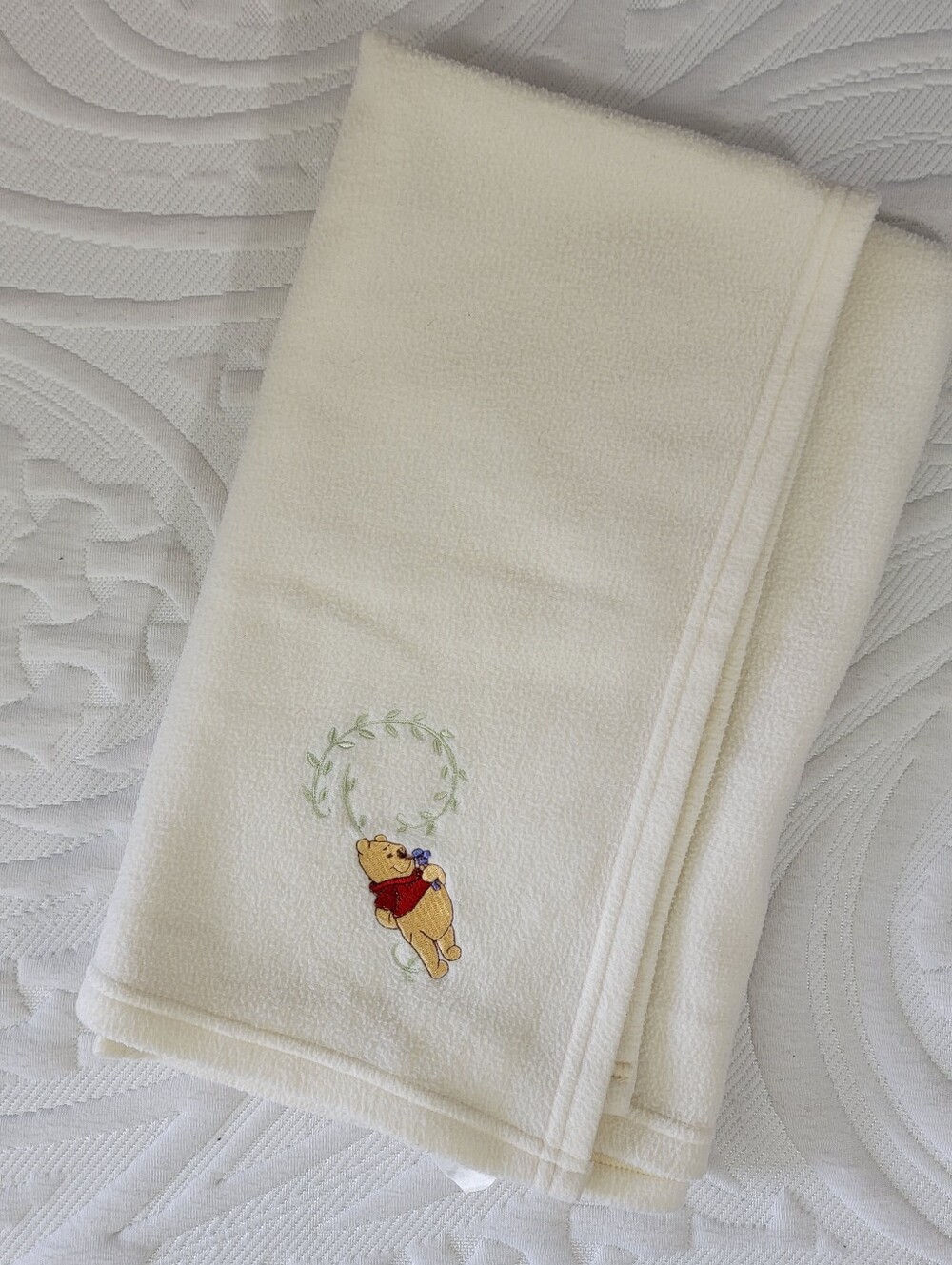 Vintage Disney Winnie The Pooh Baby Blanket Ivory Embroidered 29" X 32" - Picture 1 of 5